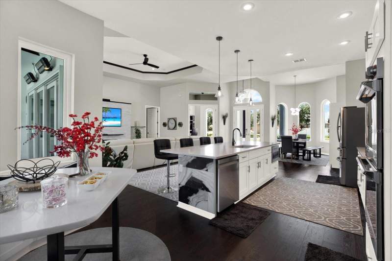 4 bedroom Single Family Residence at 690 Sudbrook Lane, Villages At Avalon Ph 1, Spring Hill — photo 3