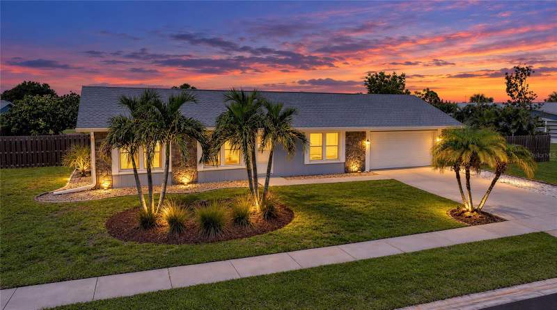 2 bedroom Single Family Residence at 6133 Thorman Road, Port Charlotte Sec 095, Port Charlotte — photo 2