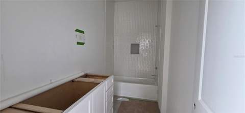2402 N Glenwood Drive, Tampa FL - photo 11 of 24