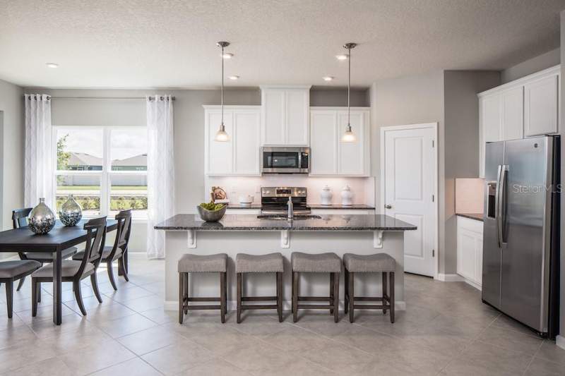 3 bedroom Single Family Residence at 2194 GREAT EGRET CIRCLE, RESERVE AT LAKE MEADOWS, OCOEE — photo 4