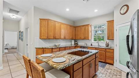 7265 Millbrook Oaks Drive, Lakeland FL - photo 12 of 54