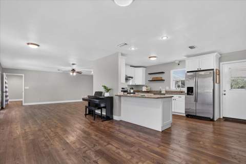 6917 NW 254th Avenue, Alachua FL - photo 18 of 32