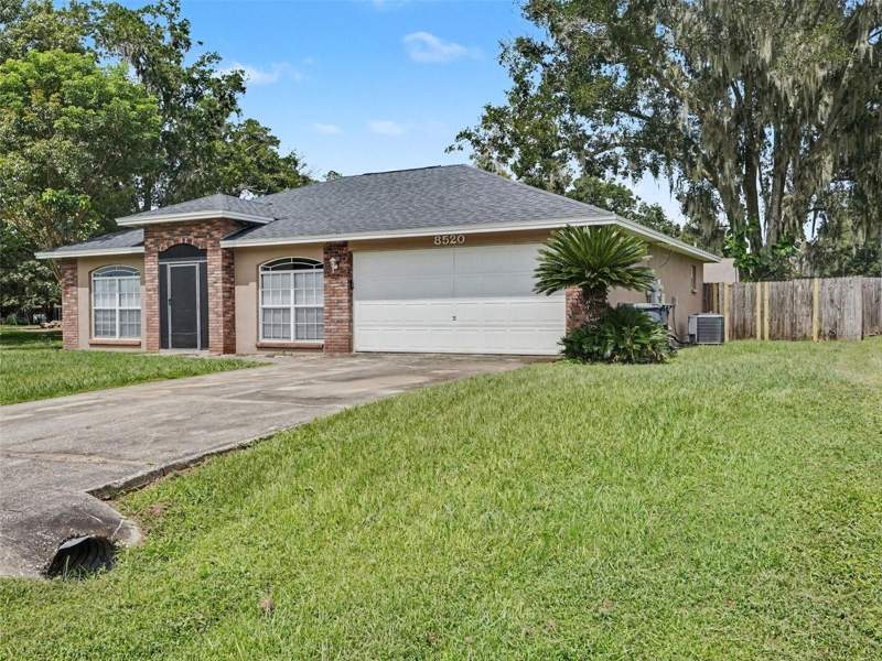 3 bedroom Single Family Residence at 8520 Cherry Hill Drive, Cherry Hill, Lakeland — photo 2