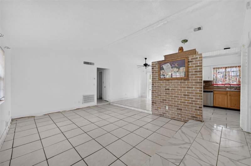 3 bedroom Single Family Residence at 6109 ZONNA AVENUE, LAKE SPARLING HEIGHTS, ORLANDO — photo 3