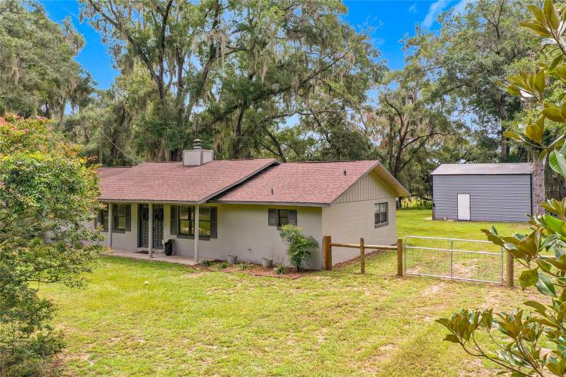 3 bedroom Single Family Residence at 26586 SE Highway 42, Metes And Bounds, Umatilla — photo 2