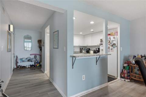 800 S Gulfview Boulevard #403, Clearwater Beach FL - photo 18 of 54