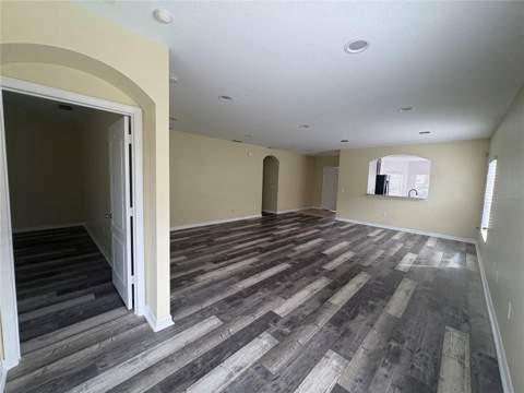 6889 Glenbrook Drive, Lakeland FL - photo 10 of 13