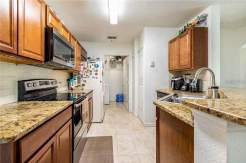 6530 Swissco Drive #1123, Orlando FL - photo 12 of 28