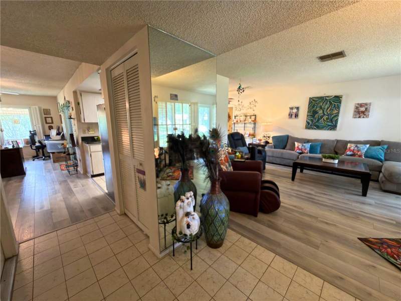 2 bedroom Single Family Residence at 1382 Glengarry Drive, Highland Lakes, Palm Harbor — photo 5