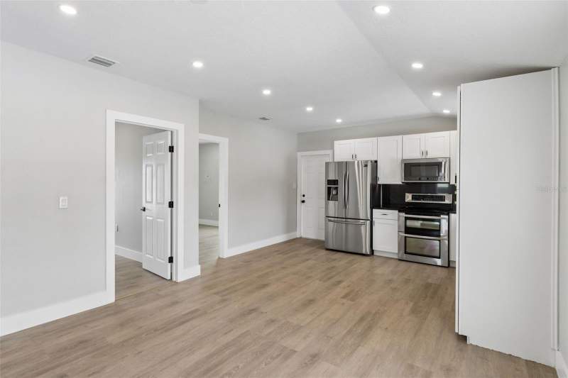 4 bedroom Single Family Residence at 2555 Maple Avenue, Woodland Park, Lake Wales — photo 5