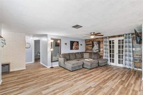 9140 Cochise Lane, Port Richey FL - photo 7 of 49