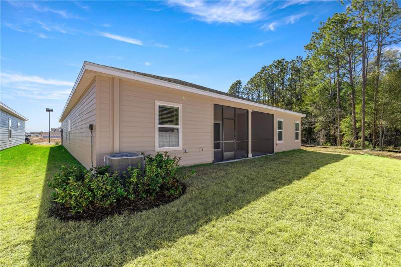 4 bedroom Single Family Residence at 14037 NW Convergence Boulevard, Trailhead Landing, Alachua — photo 3