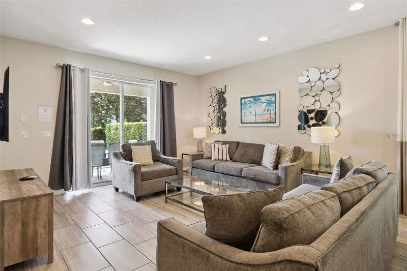 8 bedroom Single Family Residence at 341 Pendant Court, Encore At Reunion, Reunion West, Kissimmee — photo 5