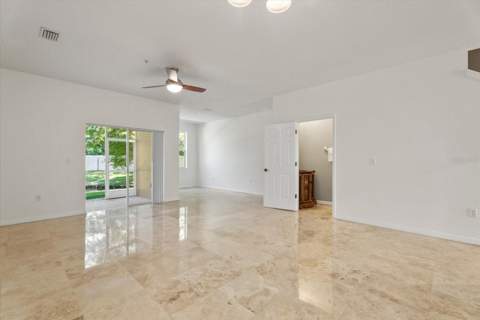 3623 Parkridge Circle #11-104, Sarasota FL - photo 8 of 48