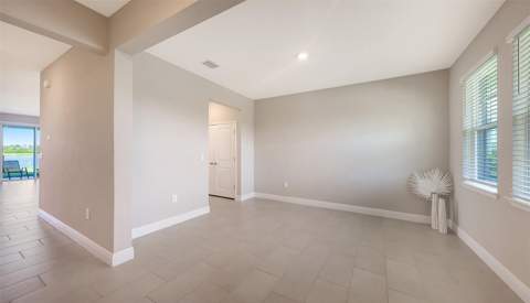 5728 Woodland Sage Drive, Sarasota FL - photo 8 of 67