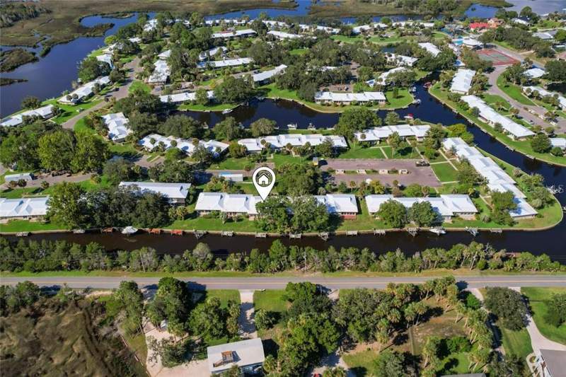 2 bedroom Condominium at 11286 W Bayshore Drive, Crystal River, Crystal River — photo 2