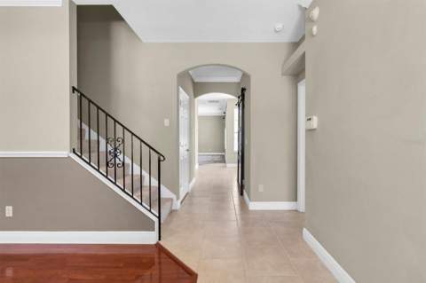 10121 Porch Street, New Port Richey FL - photo 6 of 59