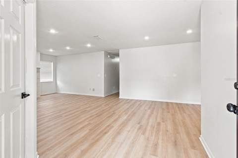 8903 N Willow Avenue, Tampa FL - photo 6 of 6