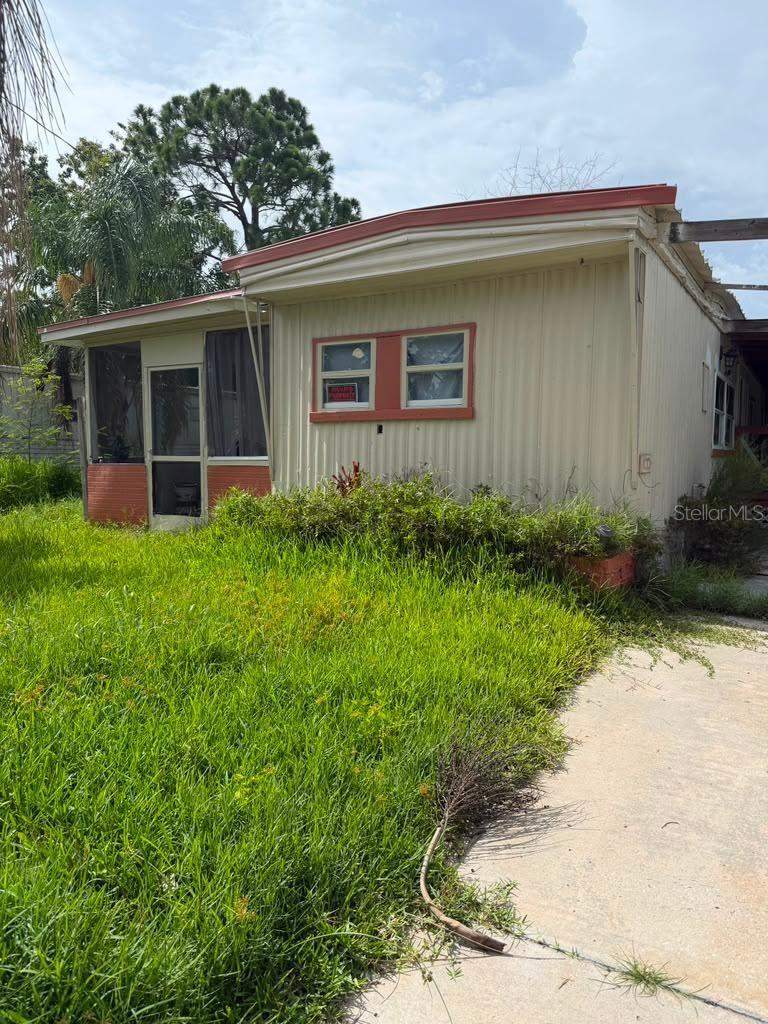 2 bedroom Mobile Home at 6507 Eleanor Drive, Port Richey, Port Richey — photo 2