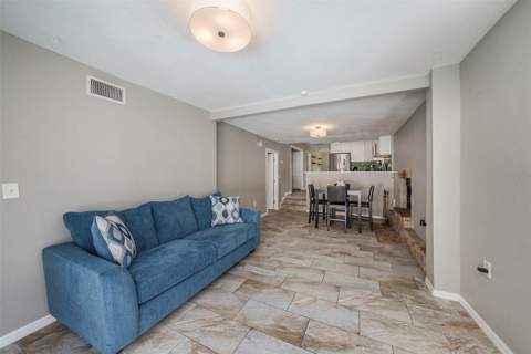 1702 E Knollwood Street, Tampa FL - photo 6 of 32