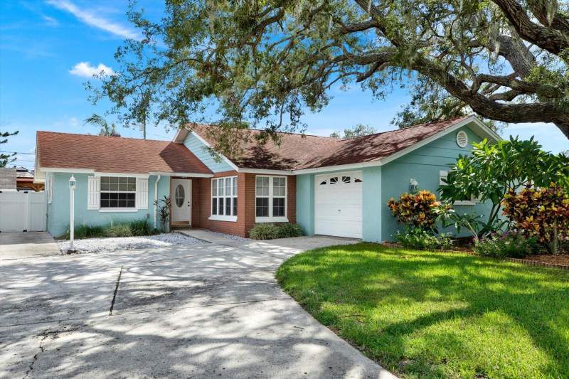 1601 AVOCA DRIVE home for sale in Sunset Hills Homes for Sale: 289 Homes (1925–2021)