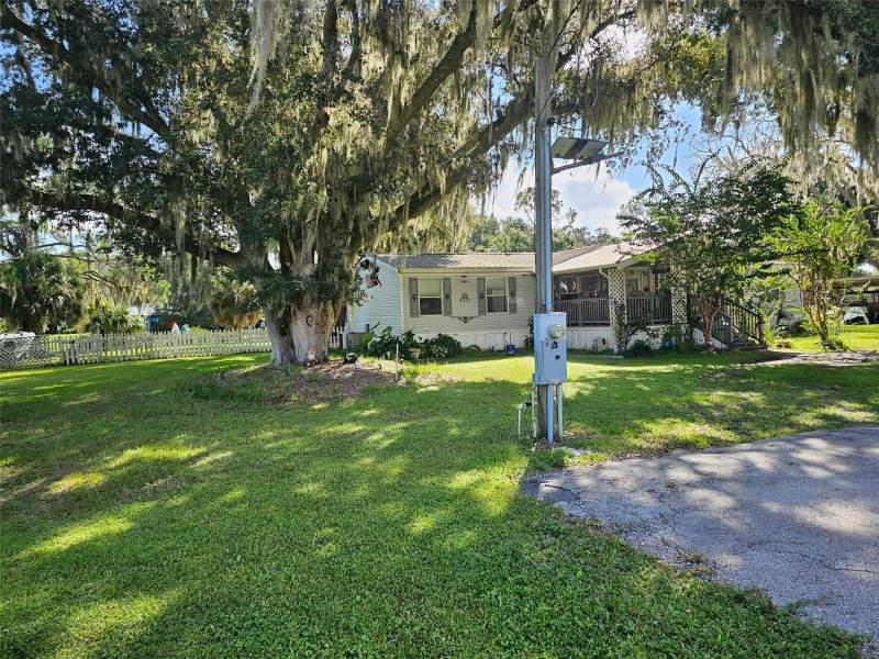 3 bedroom Manufactured Home at 3348 N Marina Parkway, Tiotie Beach Estates, Lake Wales — photo 2