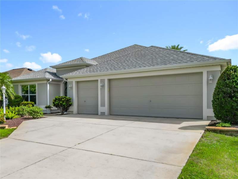 3 bedroom Single Family Residence at 2875 Rain Lily Loop, Villages Sumter, The Villages — photo 2