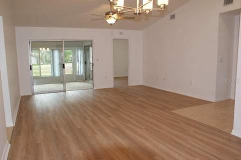 7445 Crestwood Drive, Weeki Wachee FL - photo 7 of 44