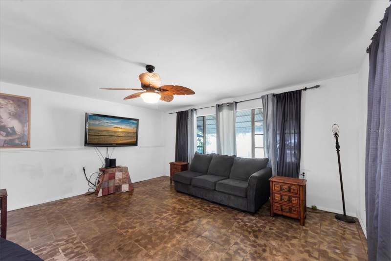 3 bedroom Single Family Residence at 1846 51st Street, Tangerine Bus Center Sub, Gulfport — photo 4