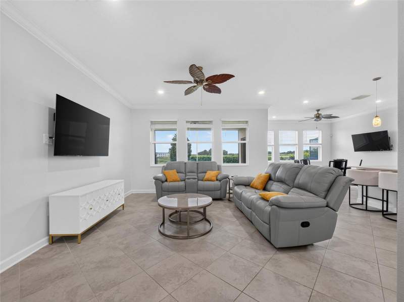 4 bedroom Single Family Residence at 8813 Beth Page Lane, Stoneybrook South North Prcl Ph 1, Davenport — photo 5