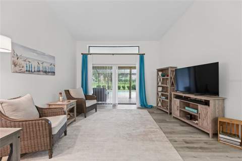 2194 Pinnacle Circle, Palm Harbor FL - photo 13 of 41