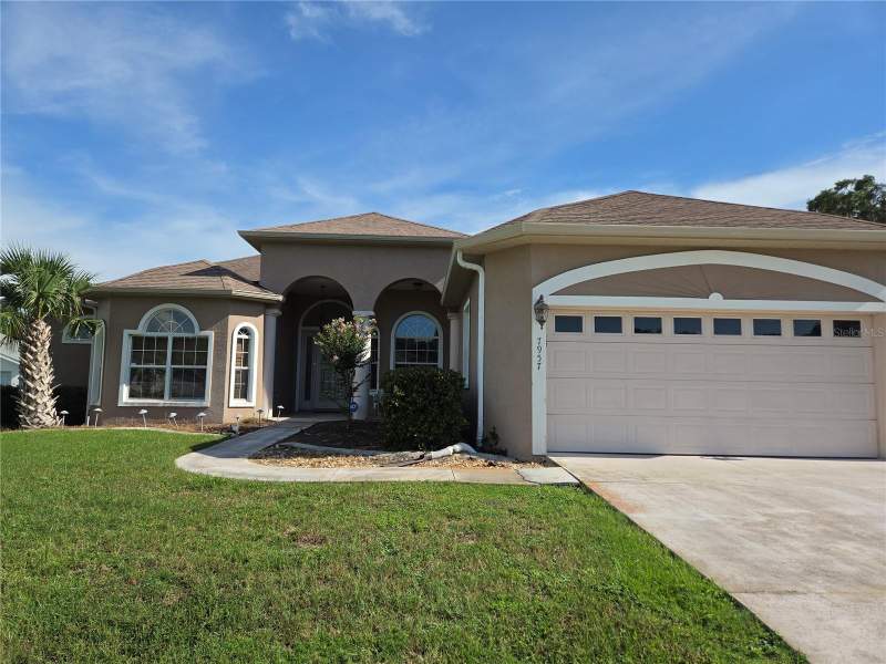 4 bedroom Single Family Residence at 7957 SW 103rd Loop, Hidden Lake Unit IV, Ocala — photo 2
