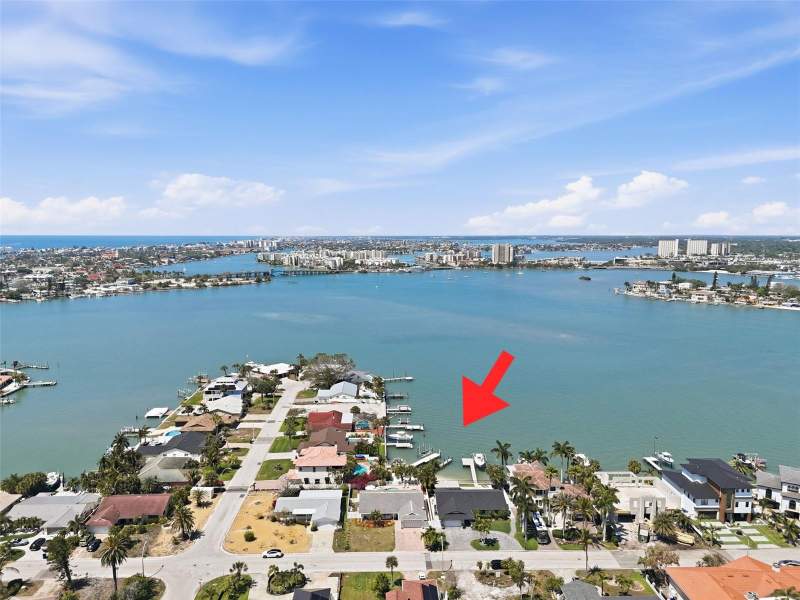 3 bedroom Single Family Residence at 711 64th Avenue, Three Palms Point, St Pete Beach — photo 4