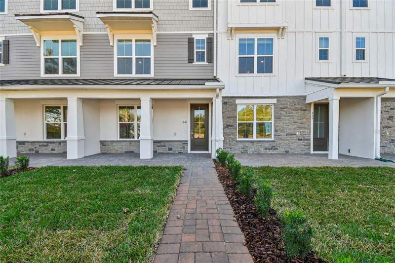 4 bedroom Townhouse at 221 Pasquala, Townes At Northlake, Oviedo — photo 2