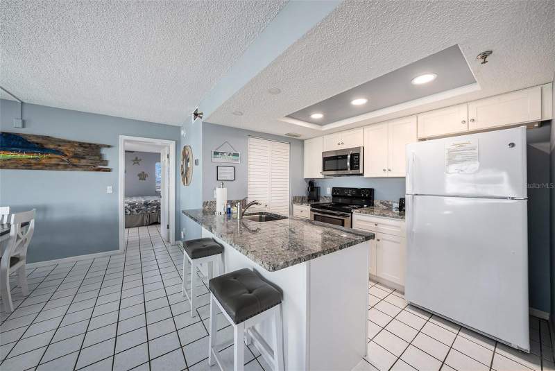 2 bedroom Condominium at 19925 Gulf Boulevard #407, Water View Condo, Indian Shores — photo 3