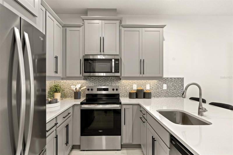 3 bedroom Townhouse at 1403 TARFLOWER DRIVE, HICKORY GROVE, WINTER SPRINGS — photo 4