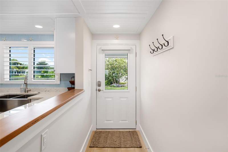 2 bedroom Condominium at 546 Spanish Drive, Spanish Main Yacht Club Condo, Longboat Key — photo 3