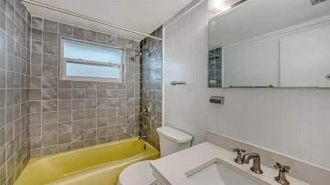 5529 Nutmeg Avenue, Sarasota FL - photo 24 of 33