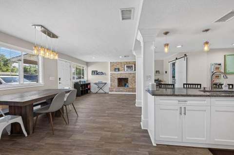 4710 W Trilby Avenue, Tampa FL - photo 8 of 65