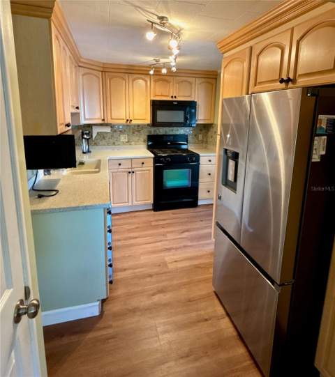 144 Americana Court #218, St Petersburg FL - photo 11 of 35