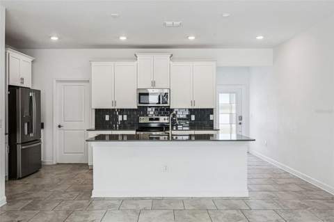 2975 Addison Boulevard, St Cloud FL - photo 11 of 33