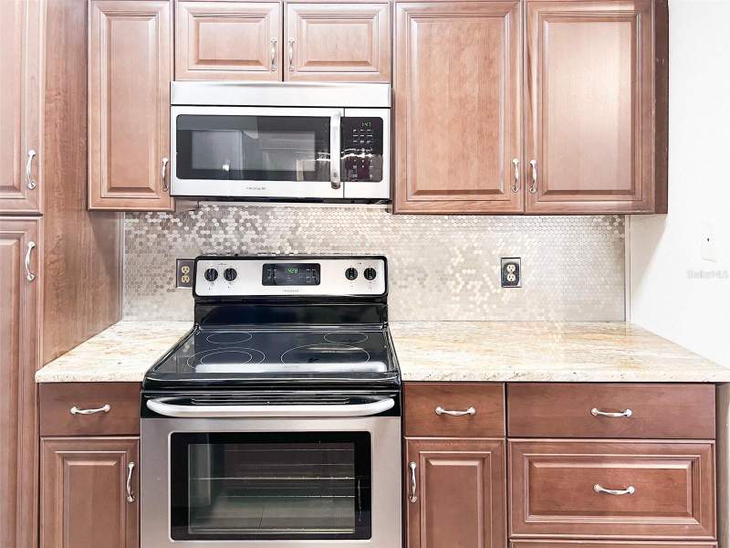 2 bedroom Condominium at 11901 4th Street #8102, Baypointe Preserve Condo, St Petersburg — photo 5
