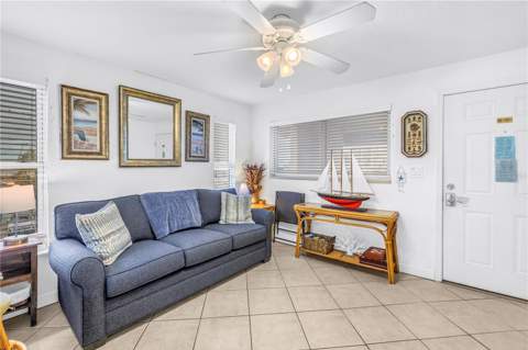 10265 Gulf Boulevard #B315, St Petersburg FL - photo 9 of 34