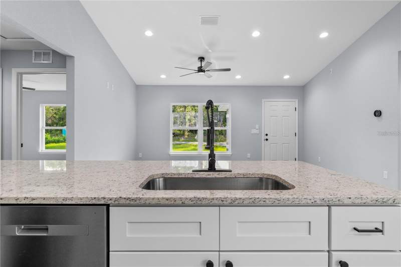 3 bedroom Single Family Residence at 14845 SW 77th Avenue, Marion Oaks Un Eleven, Ocala — photo 4