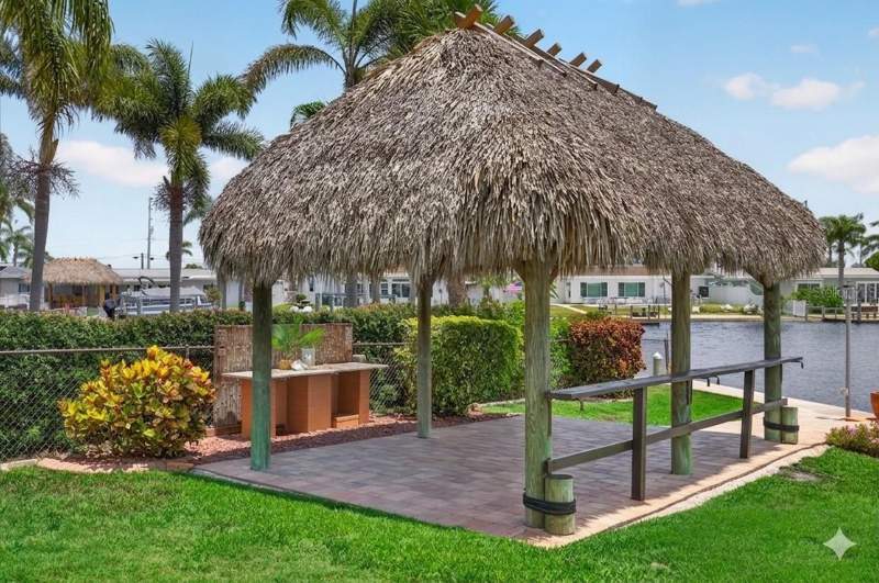 5 bedroom Single Family Residence at 3640 Harborview Court, Flor A Mar, New Port Richey — photo 4