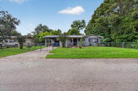 21385 Lehouier Drive, Brooksville FL - photo 10 of 82