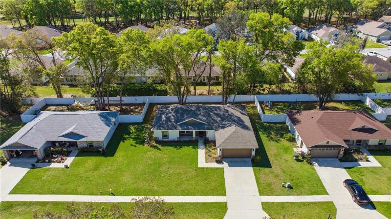 3 bedroom Single Family Residence at 6870 SW 109th Lane, Oak Ridge Estate, Ocala — photo 4