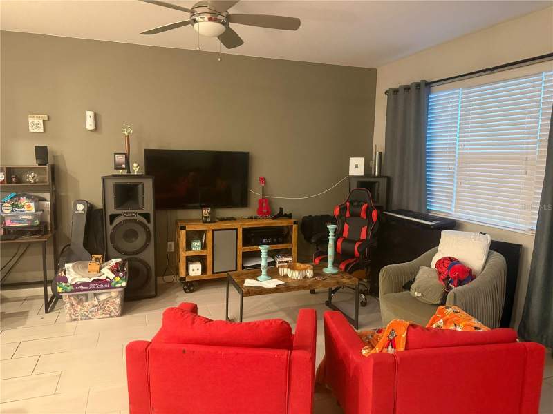 4 bedroom Townhouse at 5148 Crown Haven Drive, Compass Bay Unit 5, Kissimmee — photo 4