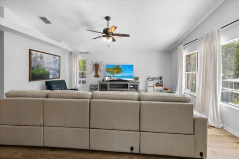 7264 Aberdeen Court, Weeki Wachee FL - photo 12 of 56