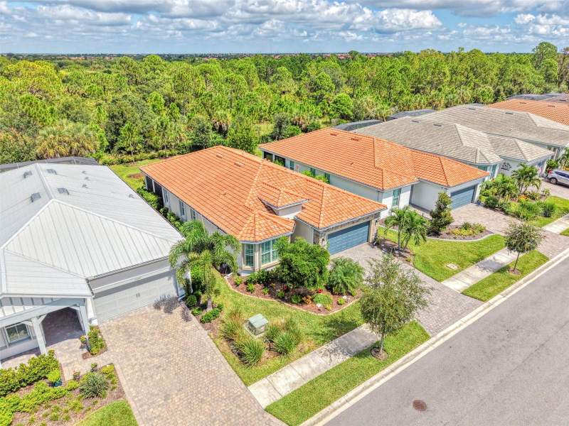 3 bedroom Single Family Residence at 10088 Coral Shore Drive, Beachwalk By Manasota Key Ph, Englewood — photo 5